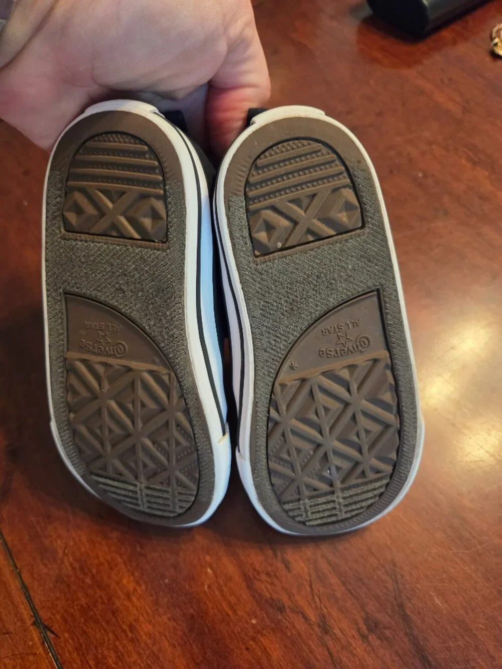 Kids Converse velcro